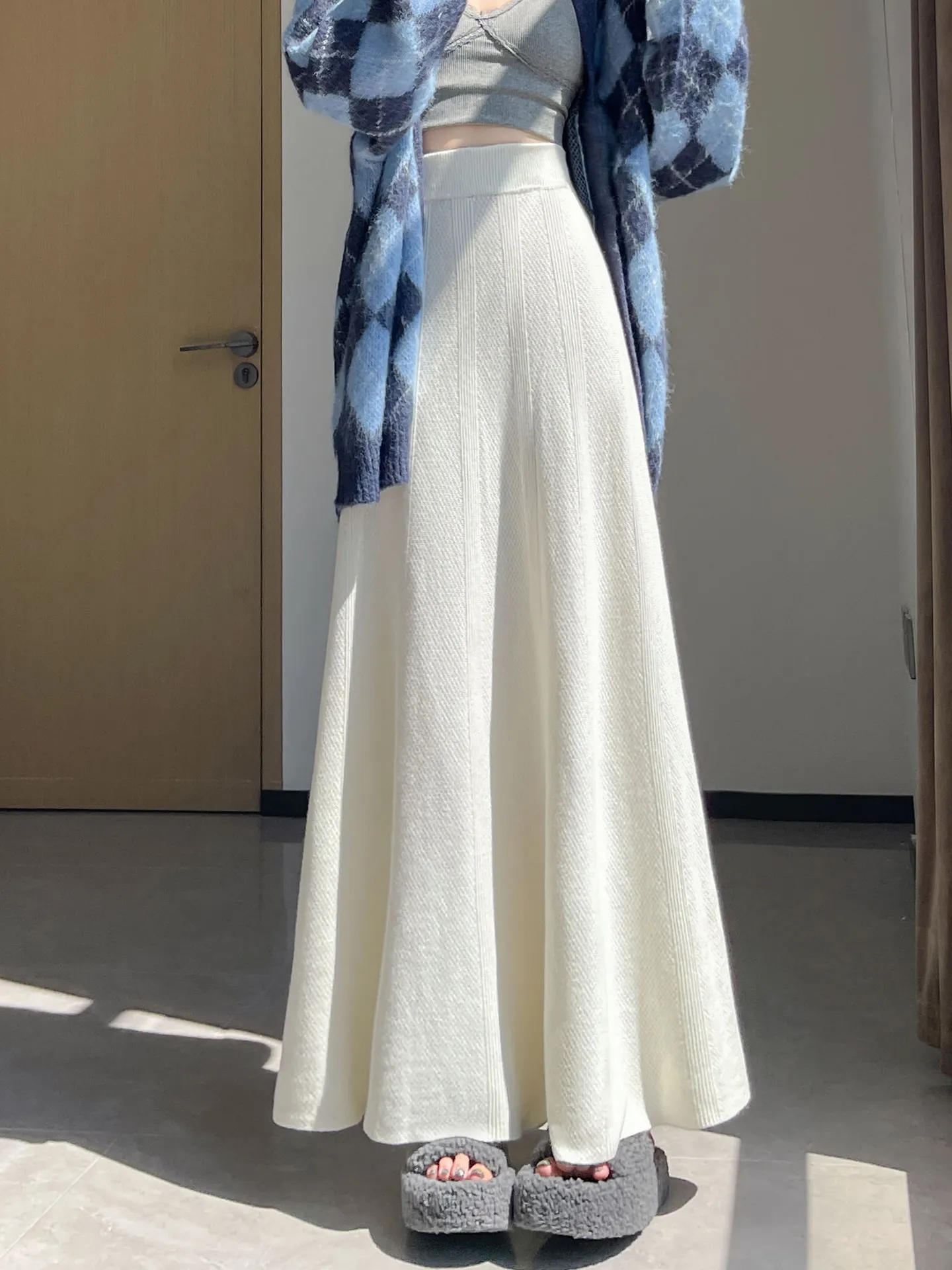 

Белая вязаная длинная юбка А-силуэта для женщин, осенне-зимняя, в стиле «нежный ветер», большая, мягкая, длинная юбка-парасолька, для повседневной носки, в корейском стиле