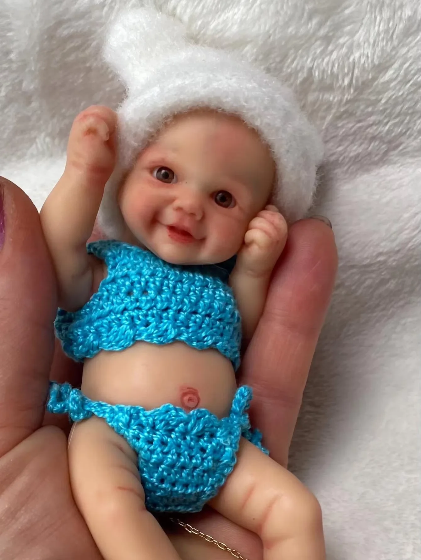 

Cute 6inch Mini Plam Silicone Reborn Girl Doll Vivienne With Painted Bald Handmade Waterproof Reborn muñecas For Children's Gift