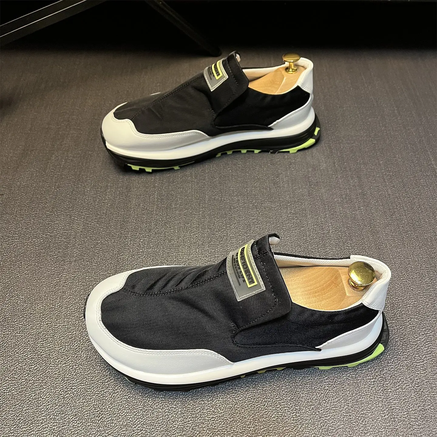 أحذية قماشية صيفية قابلة للتنفس وغير قابلة للانزلاق لمشاهير الإنترنت أحذية قماشية كاجوال للرجال أحذية تزلج رياضية غير رسمية