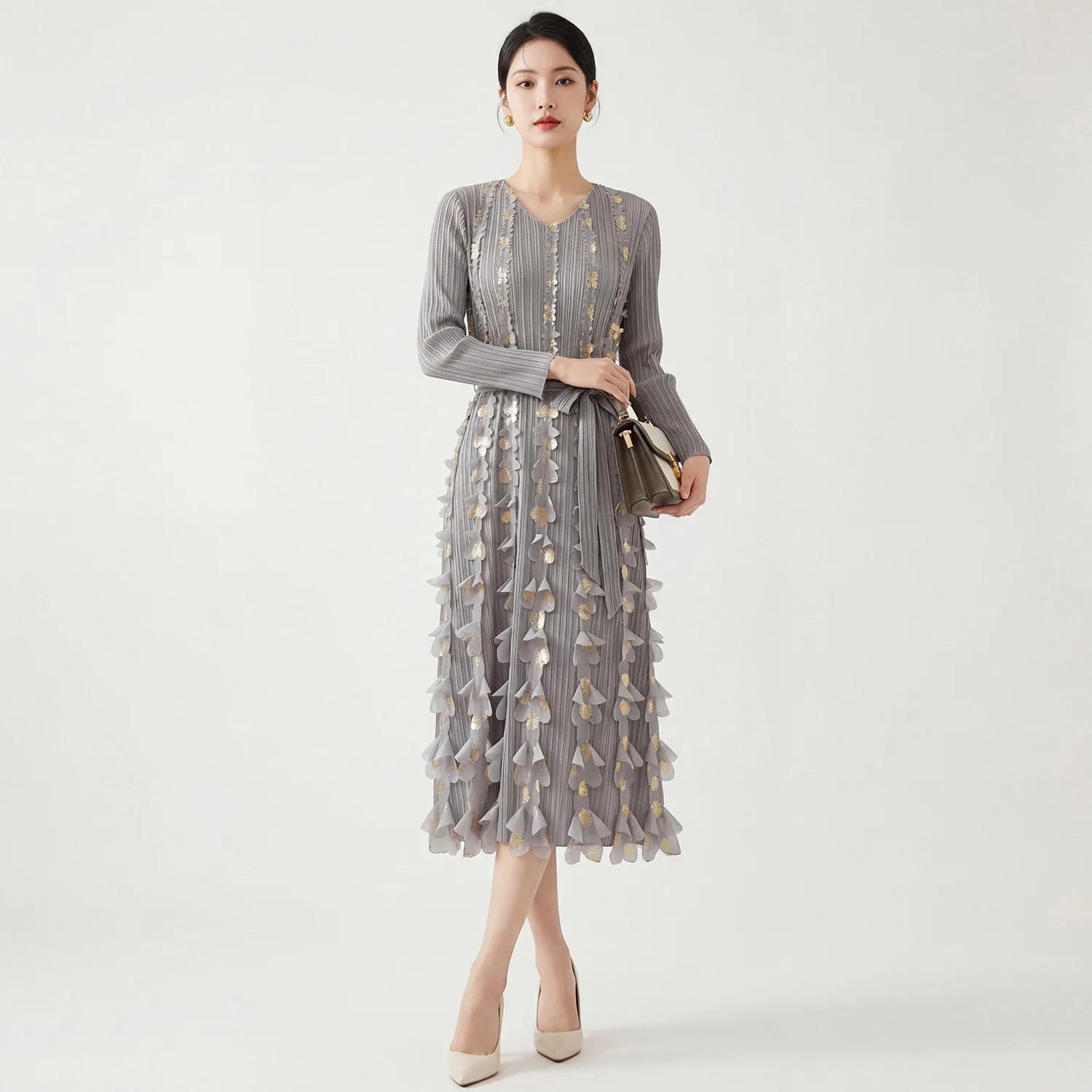 

Miyake Pleated Long Sleeved Dress with A Luxurious Texture, V-neck Loose Lace Up Three-dimensional Floral Dress for Women Pleat