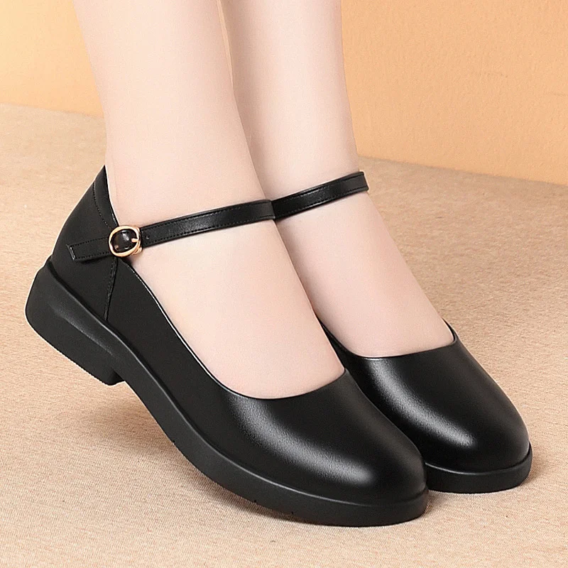 

Soft Sole Work Shoes For Women Black Single Shoes One-Liner Flat Buckle Flat Round Toe Work Women's Leather Shoes Mother's Shoes