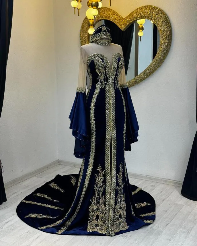 Navy Blue Mermaid Arabic Caftan Evening Dresses Fairy Long Sleeve Sparkly Gold Applique Velvet Prom Gown Kaftan Marocain