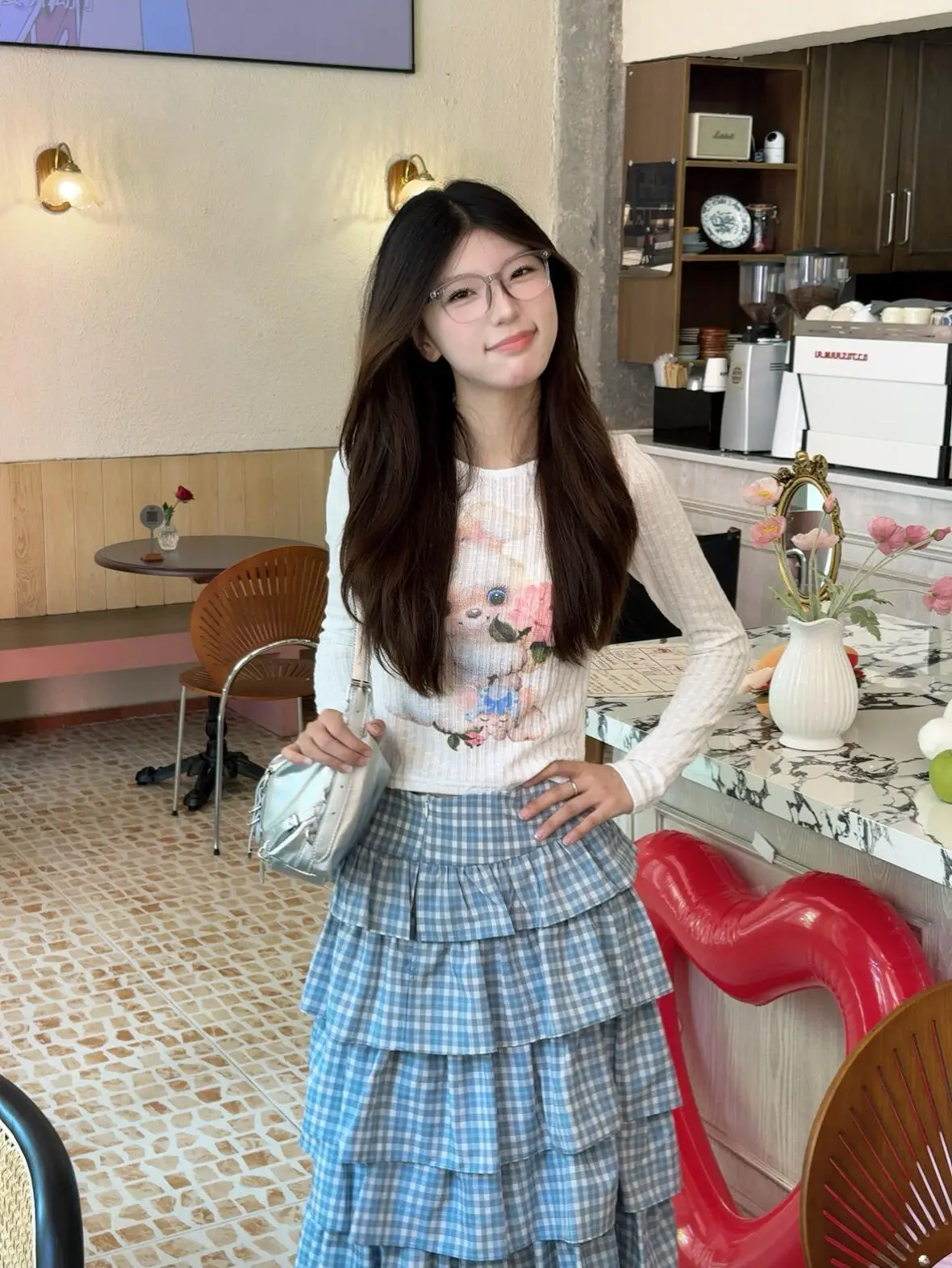 

White Slim Fit Long Sve T-irt Women's Base Layer Autumn New Sle Youthful Creative Print Faionable Casual Top