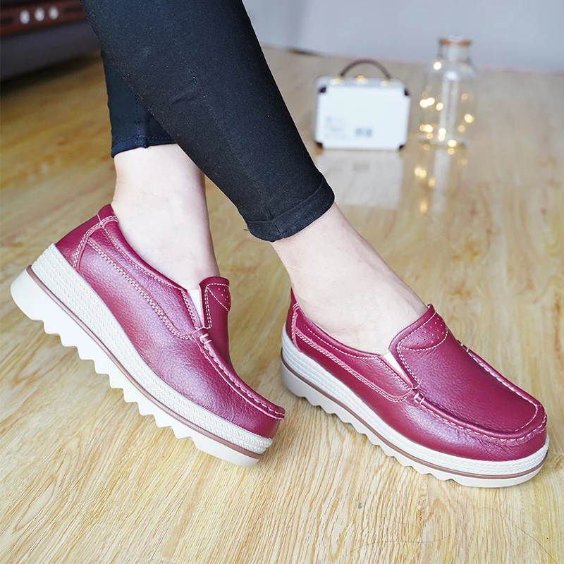 35-41 Large Women\'s Shoes Thick Sole Elevated Shake Shoes Genuine Leather Women\'s Spring Feet Loose Cake Shoes Platform Heels