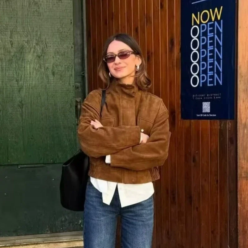 

2025 Short Zipper Jacket Coat Fashion and Chic Bomber Jacket Outwear High Street Autumn Suede Jacket Coat Women