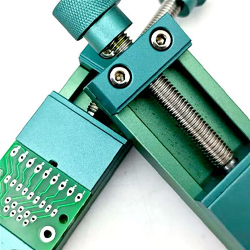 

Manual Mini Drill Vise for Precise CNC Engraving and Welding Table Operation