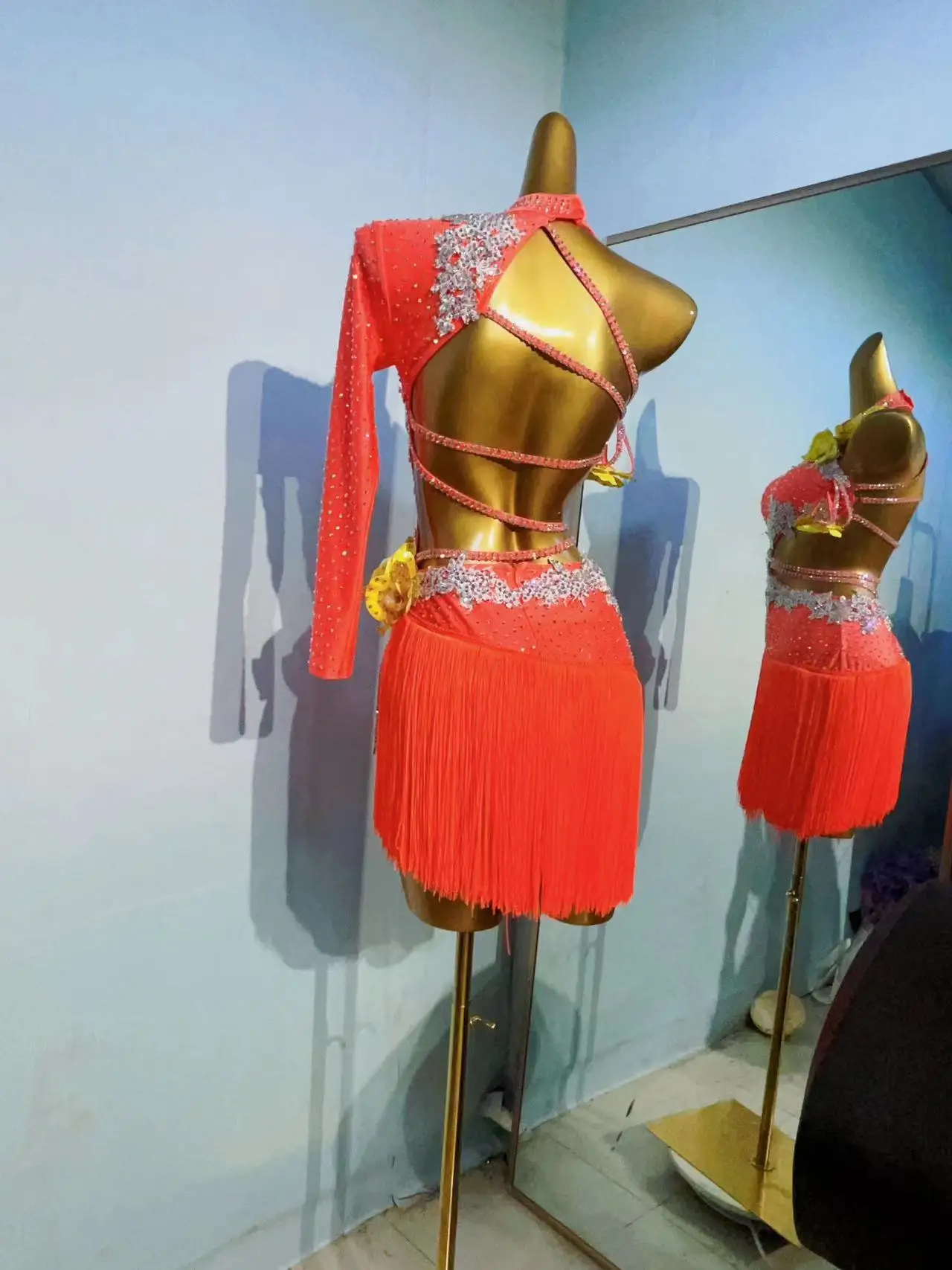 فستان رقص بشرابة فاخر للغاية ، ماسي بالكامل ، ظهر مثير مفتوح ، رقصة التانجو والشاشا ، أداء احترافي ، جديد ، #2