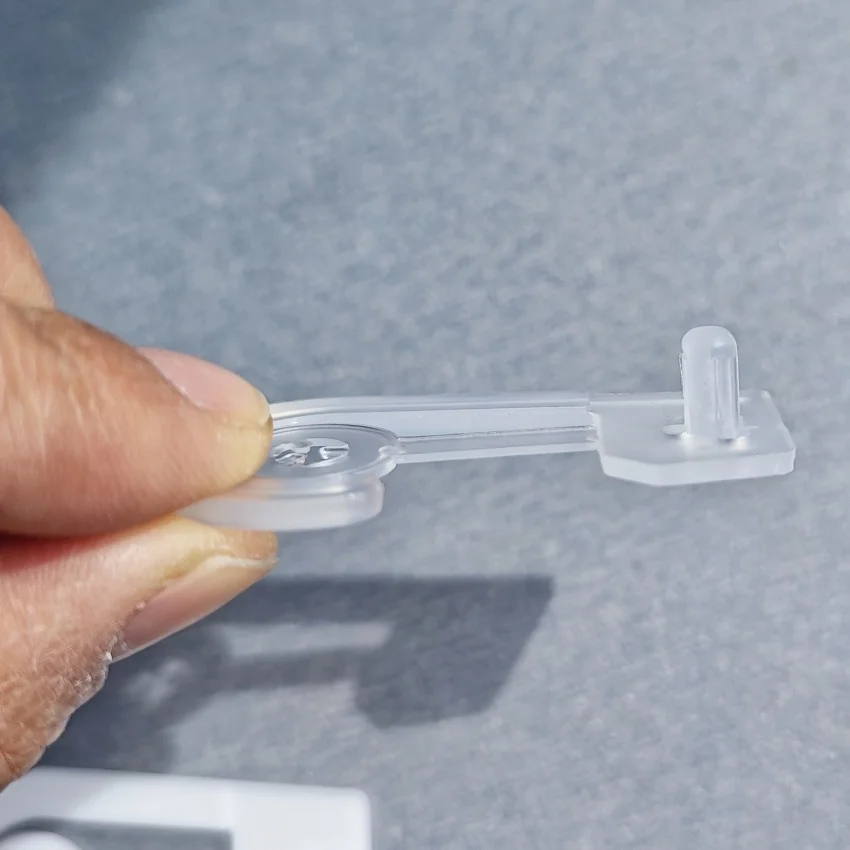 400pcs Plastic Packaging Display Hanging Snap Button Hooks Snap Button Garments Package Accessories