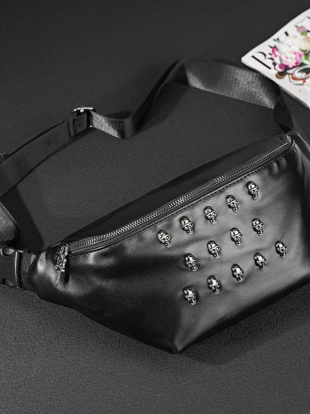sac-de-poitrine-horizontal-a-rivets-style-urbain-clean-knock-sac-banane-tendance-sac-a-dos-personnalise-sac-en-cuir-decontracte