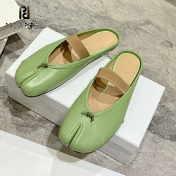 Split Toe Tabi Shoe Girls Pleated Leather Comfortable Spring Summer All Match Female Outdoor Slides Fashion Elastic Strap Mules