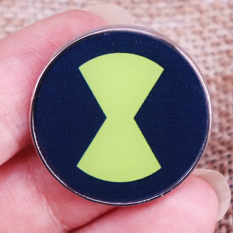 Anime Ben 10 Omnitrix Cosplay Brooch Unisex Enamel Badge Fashion Badge Punk Goth Corsage Pin Jewelry Backpack Accessories