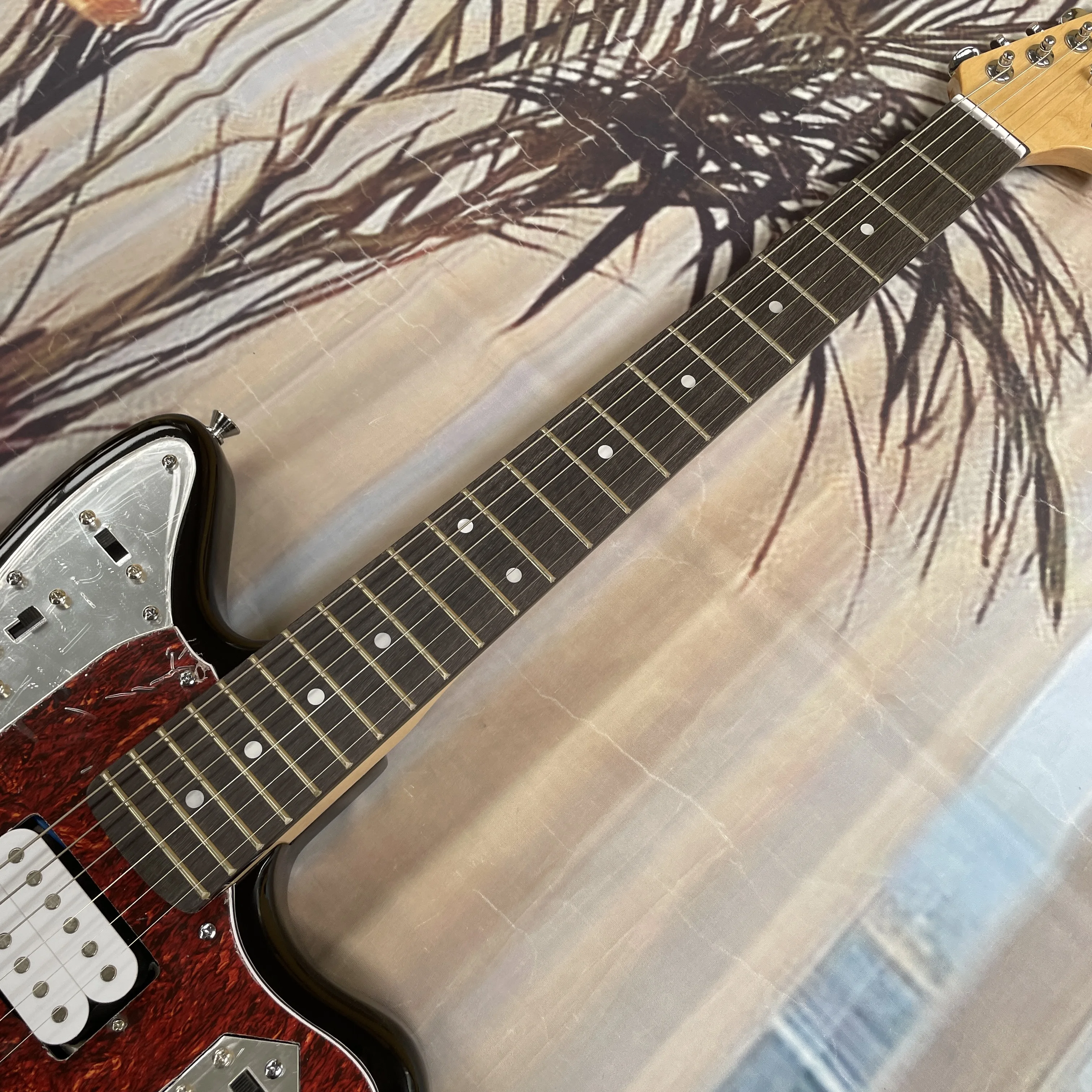 Classic Sunset Model Electric Guitar, with Vintage Pickguard and Independent Control Circuit Guitars, a Vintage Rock Guitarra