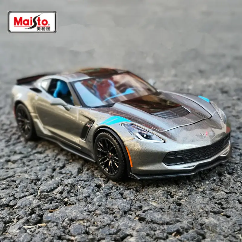 Maisto 1:24 Chevrolet Corvette Grand Sport Alloy Sports Car Model Diecasts Metal Toy Racing Car Model Simulation Childrens Gifts