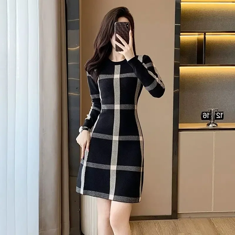 Korejepo Age Reducing Knitted Dresses 2024 Autumn Slim Autumn Sweater Black Bottom Dress Winter Goddess Gentle Chic Clothes