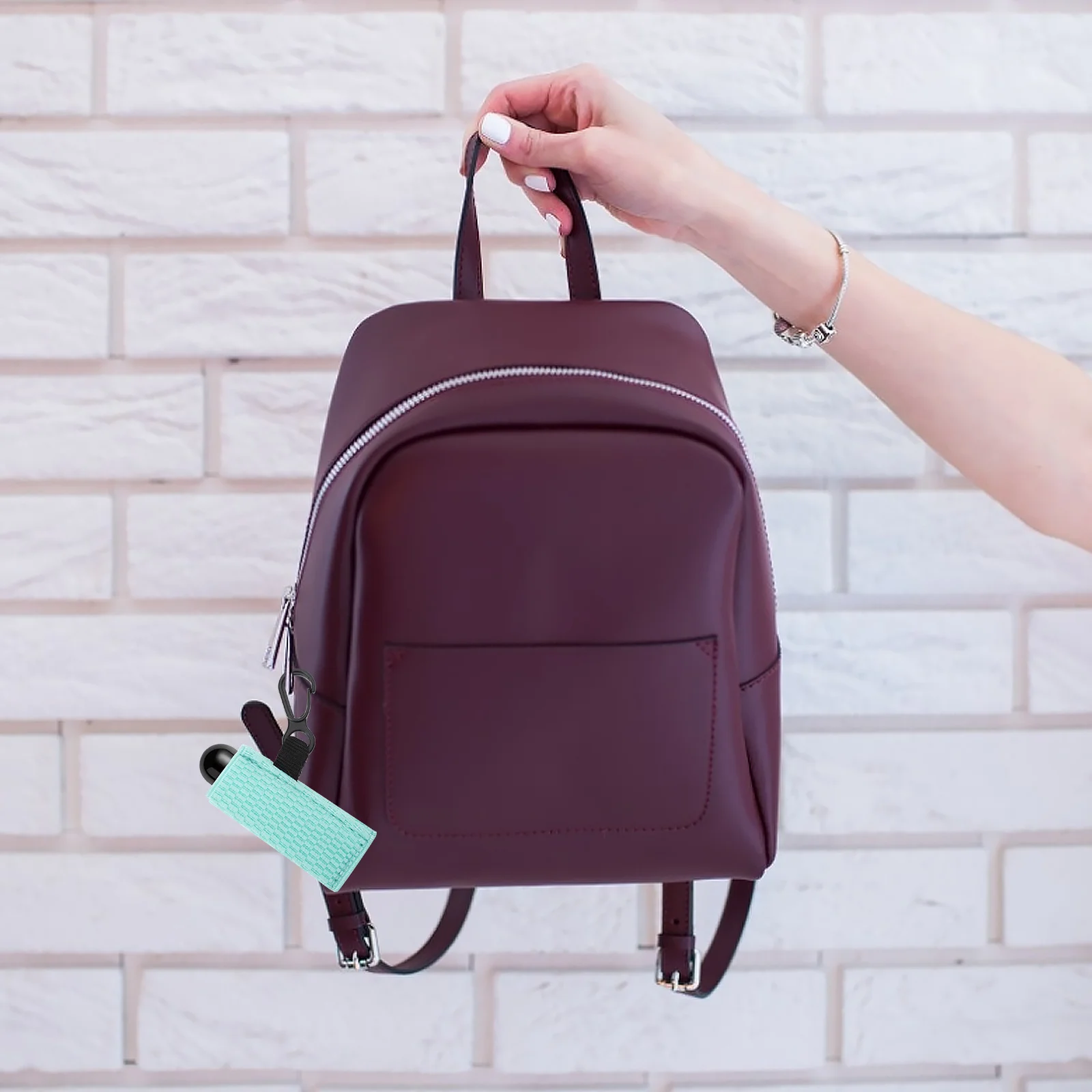 

5Pcs Lipstick Protective Cover Portable Lip Balm Holder Keychain Carrying Sleeve Tube Case Travel Bottle Pouch