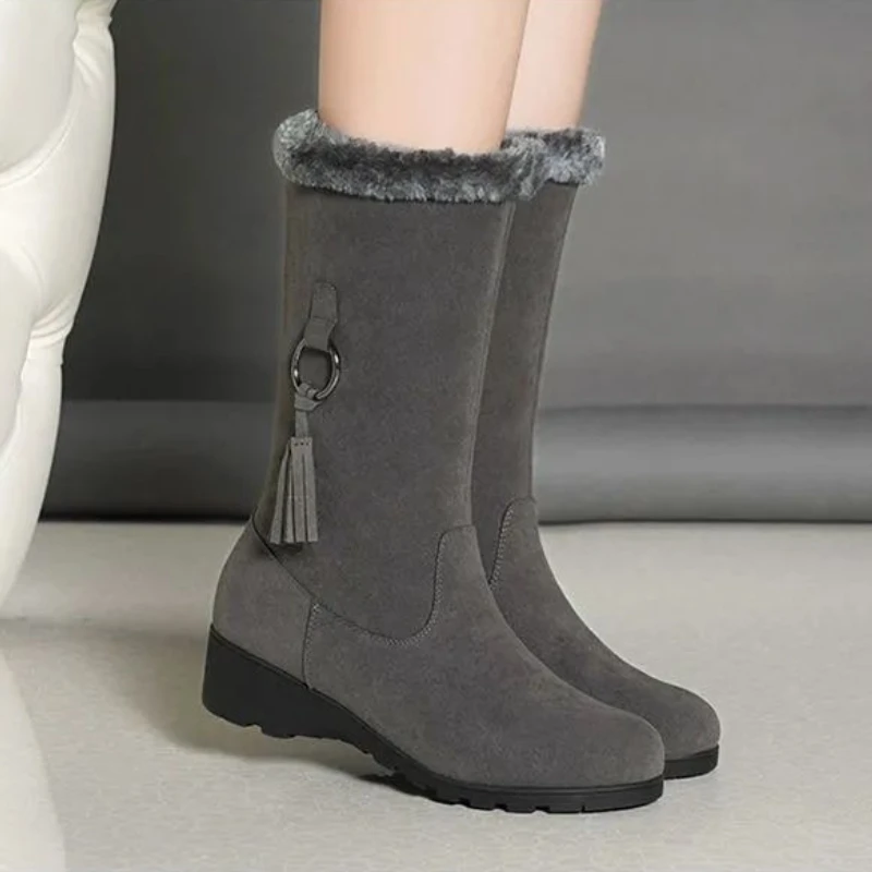

Элегантные женские зимние ботинки до середины икры на среднем каблуке с круглым носком, зимняя шикарная трендовая удобная женская обувь с подкладкой 2023 года