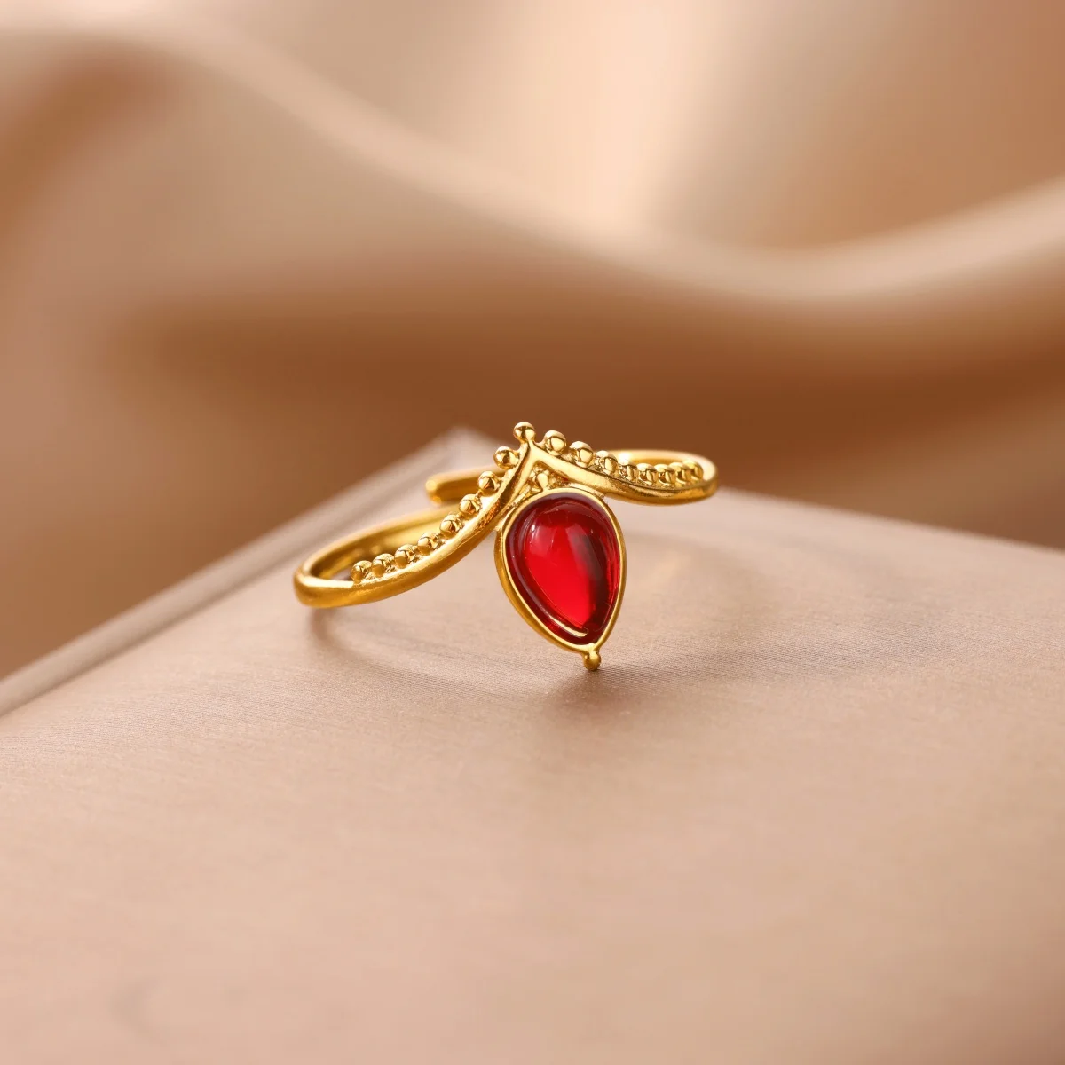 

Vintage Crown Rings For Women Red Green Color Crystal Crown Female Opening Ring Wedding Waterproof Stainless Steel Jewelry