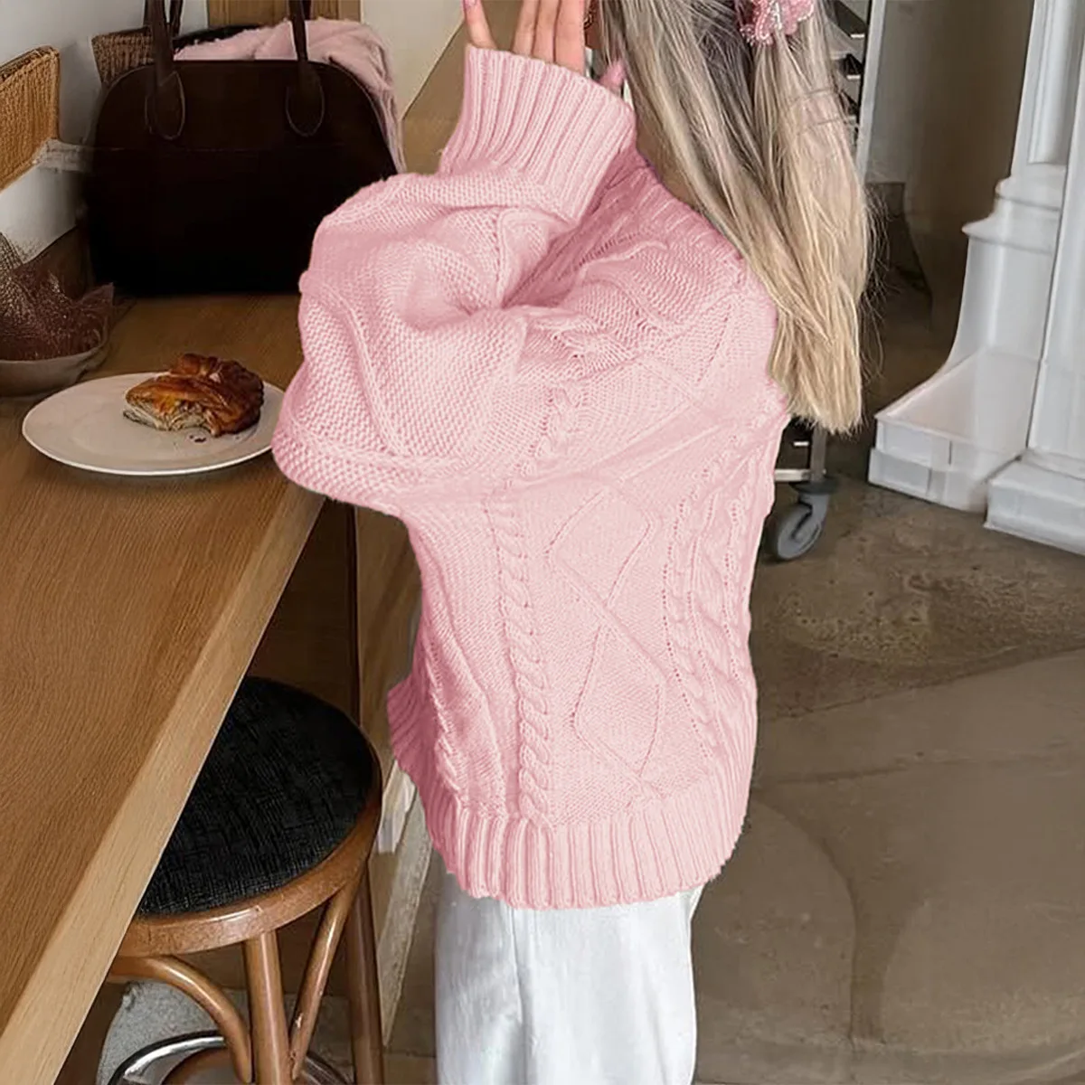 เสื้อสเวตเตอร์ผู้หญิง ฤดูใบไม้ร่วง ฤดูหนาว ปี 2025 เสื้อสเวตเตอร์ผู้หญิง เสื้อผ้าผู้หญิง สไตล์เรียบง่าย ลำลอง ถักนิตติ้ง แขนยาว