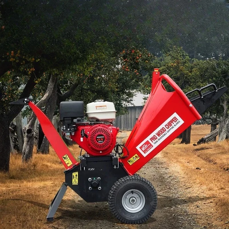 2025 New Design Wood Chipper Shredder  Engine Mulcher Drum Garden Branch  Machine
