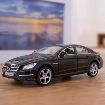 1/36 スケールメルセデスベンツ CLS 63 AMG 車モデルおもちゃ合金ボディゴムタイヤシミュレーションプルバッククーペモデル装飾ギフト子供のため