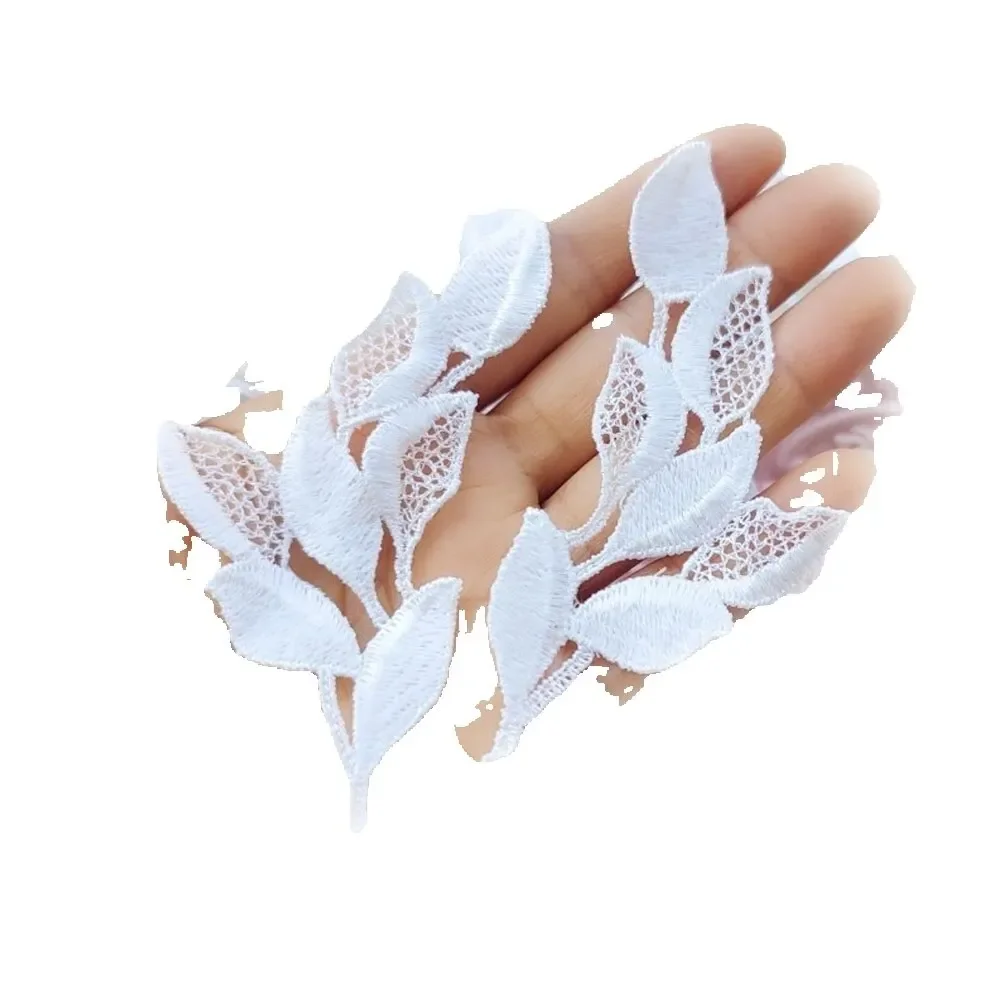 10 pezzi di toppe a foglia morbida in rete ricamata bianca Appliques per artigianato per bambini accessori per copricapo decorazione di fermagli per
