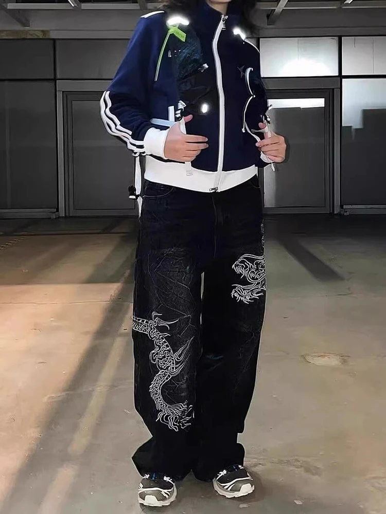กางเกงยีนส์ทรงบอยเฟรนด์ปักลายมังกร REDDACHiC สีดำฟอก เอวสูง ขากว้าง สไตล์ยุค 90s สเก็ตเตอร์ กรันจ์ พังก์ สำหรับผู้หญิง