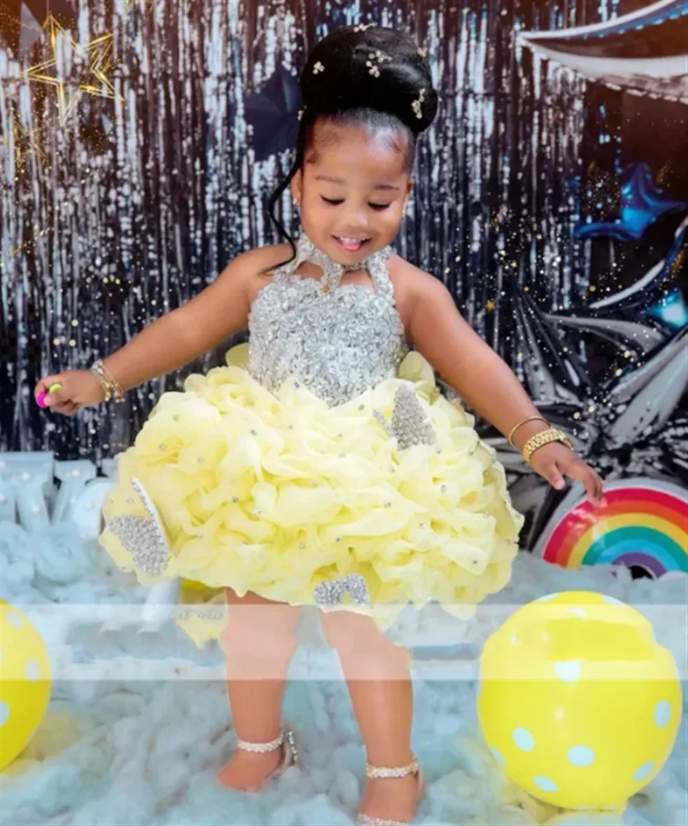 

Customized Shiny Flower Girl Dress For Wedding Baby Halter Appliques Sleeveless Layered Kids Birthday Party First Communion Gown