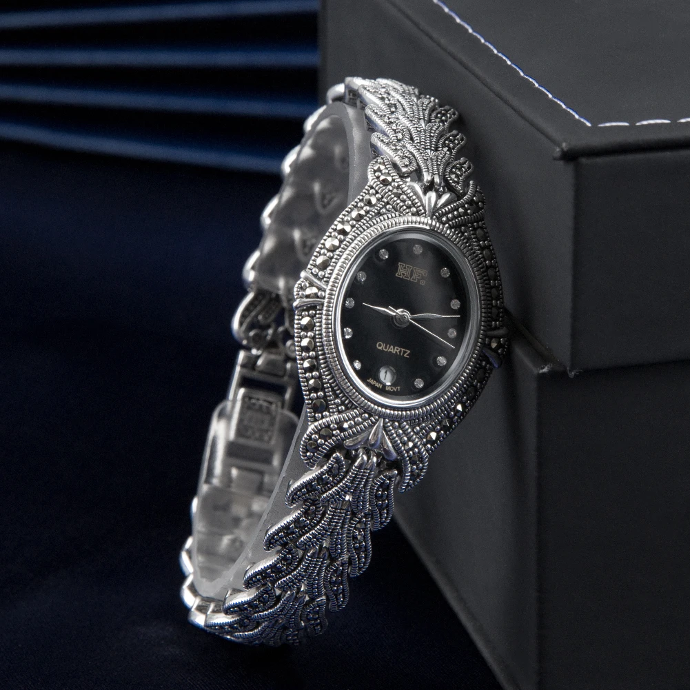 Reloj de Pulsera Ovalado de Lu - Luxury Watch Thailand reseña y precio