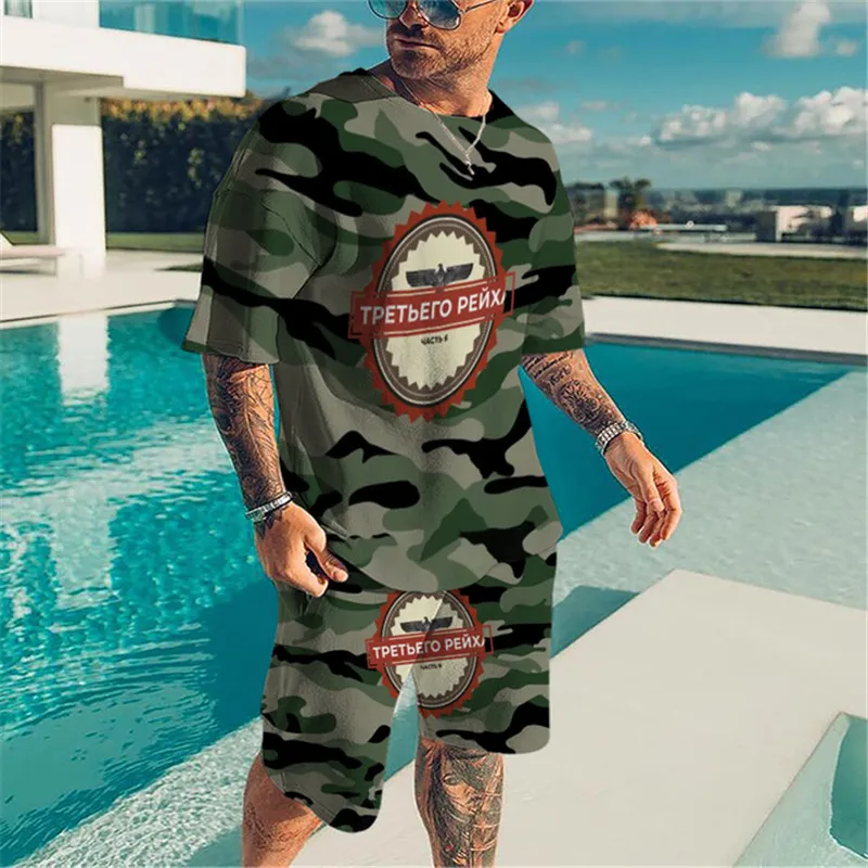 Herren T-Shirt 2-teiliges Set 3D-gedruckte Tarnung Armee grün Ashion Street Herren Sportswea Sommer Kurzarm Shorts Set