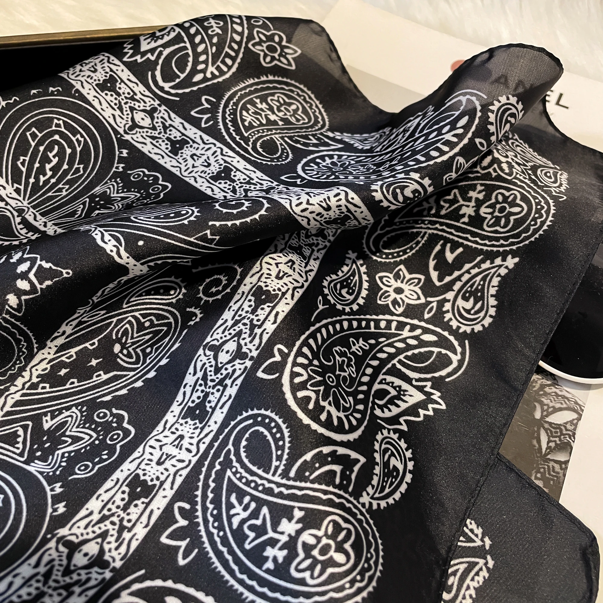 Luxury Fashion Print 70*70cm Silk Square Scarf Women Soft Satin Hairband Neckerchief Tie Female Headband Foulard Bag Ribbon