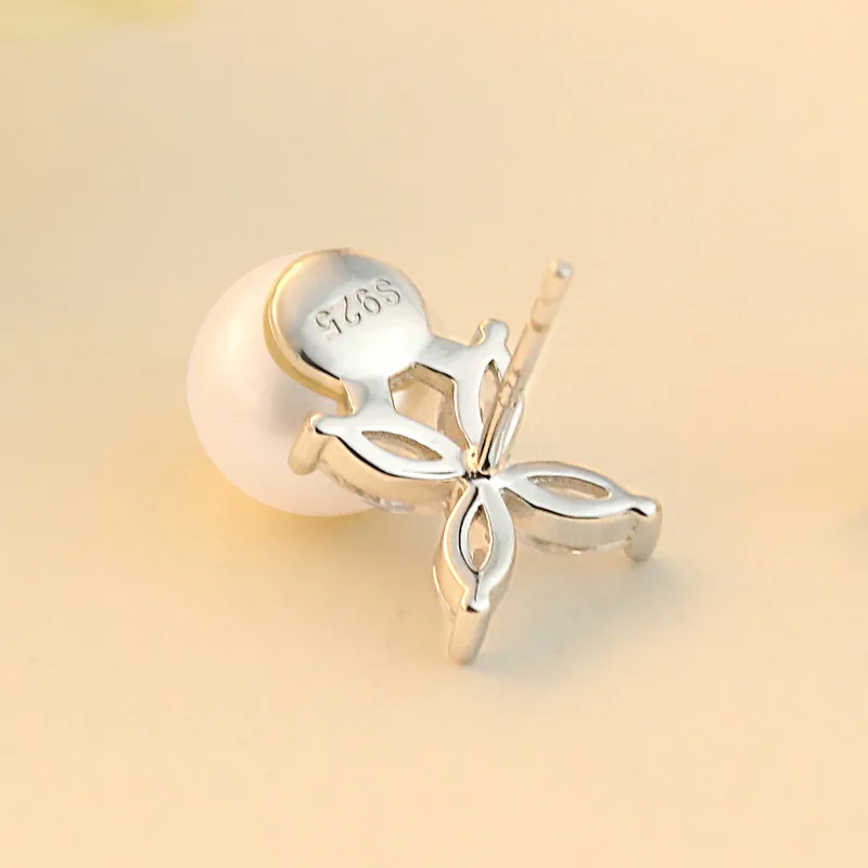 S925 الفضة النقية مطلي 18K الذهب PT950 البلاتين أقراط اللؤلؤ للنساء أربع أوراق البرسيم قذيفة أقراط اللؤلؤ والمجوهرات