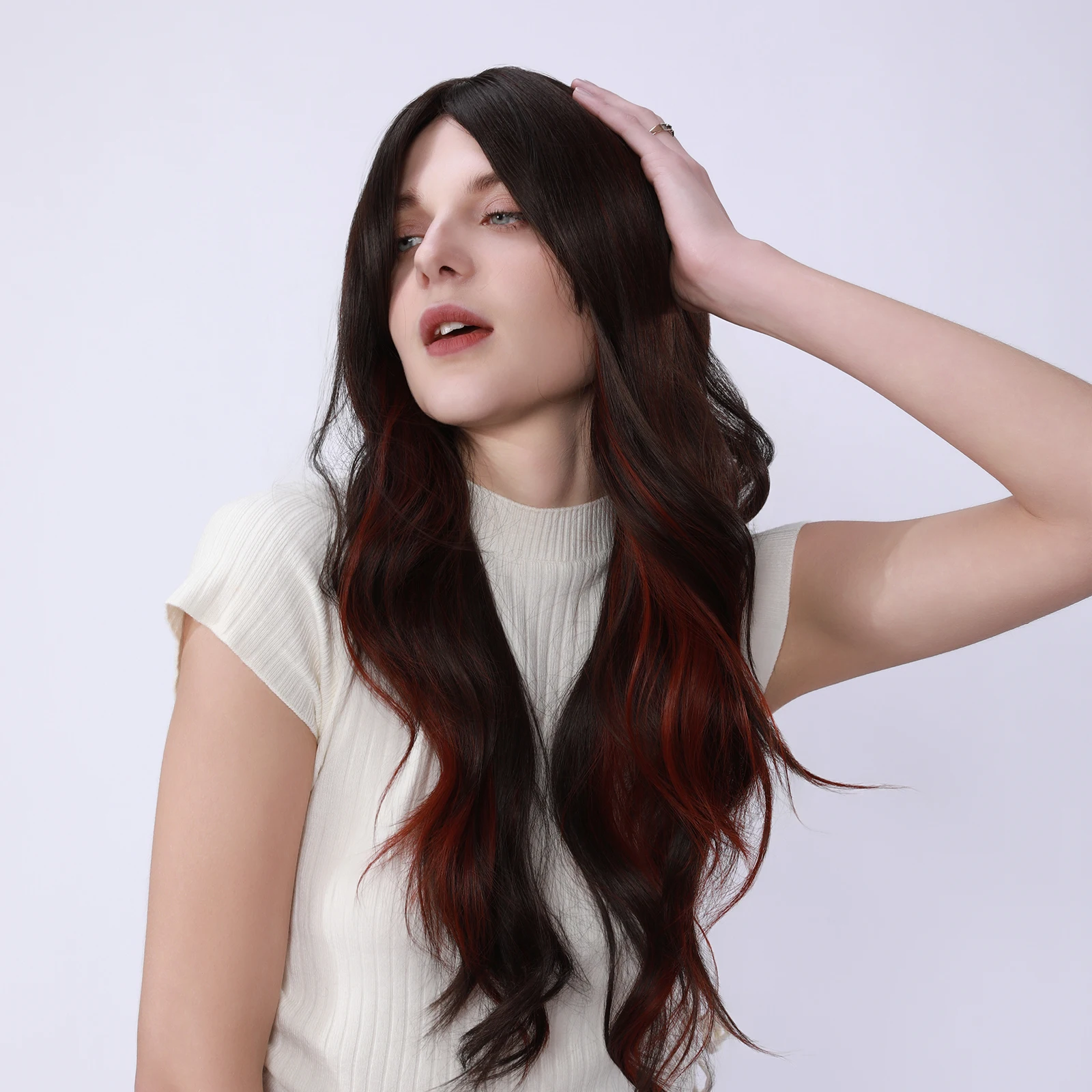 

Synthetic women's fashion wigs, breathable and heat-resistant rose net material, suitable for women's daily wear