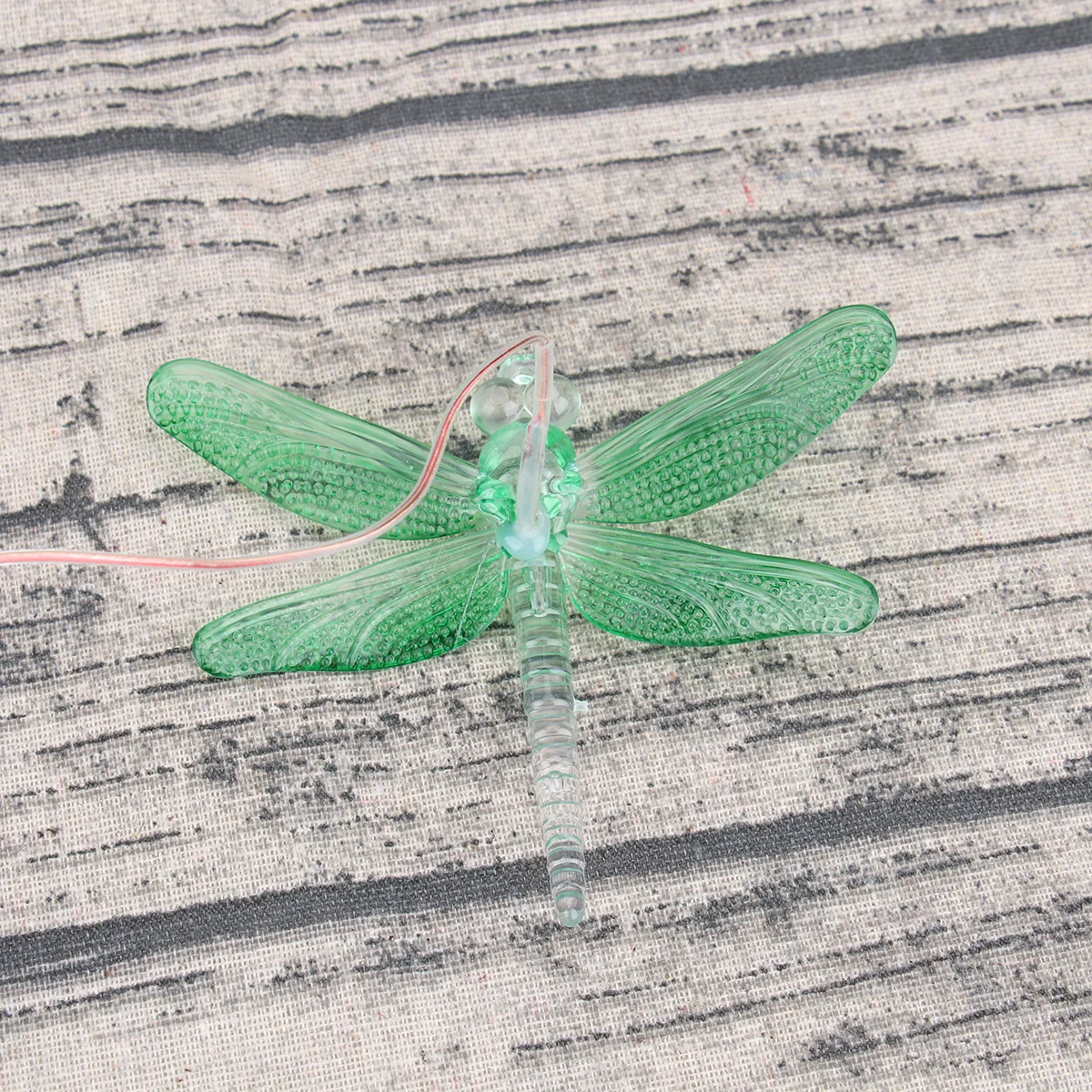 

Solar Green Dragonfly Wind Chime Light Hanging Decorative Colorful Lamp LED Light for Outdoor Garden Courtyard