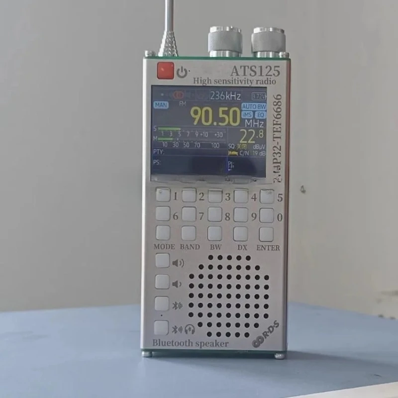 Portable ATS125 High Sensitivity Multifunctional Bluetooth Radio Built in 2500mah Battery