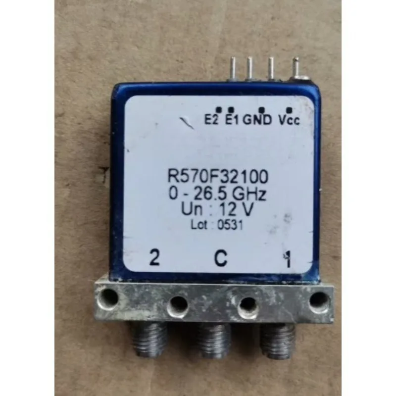 New High Precision Industrial Microwave RF Coaxial Switch SPDT DC-3GHz 12V SMA R570332100