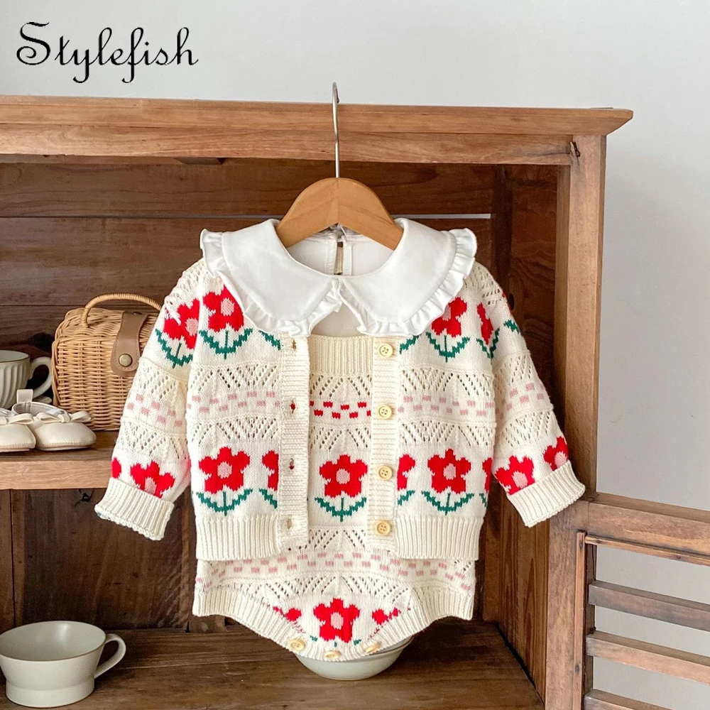 New autumn clothing for 0-3 year old babies, cute baby girls\' sweaters, knitted cardigans+jacquard hoodies