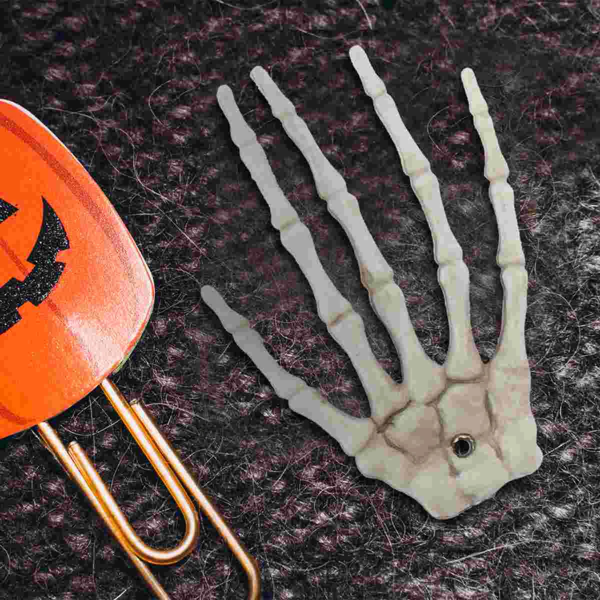 Party Terror Scary Props Decorations Claw Bone Ornaments Hand Fake Human