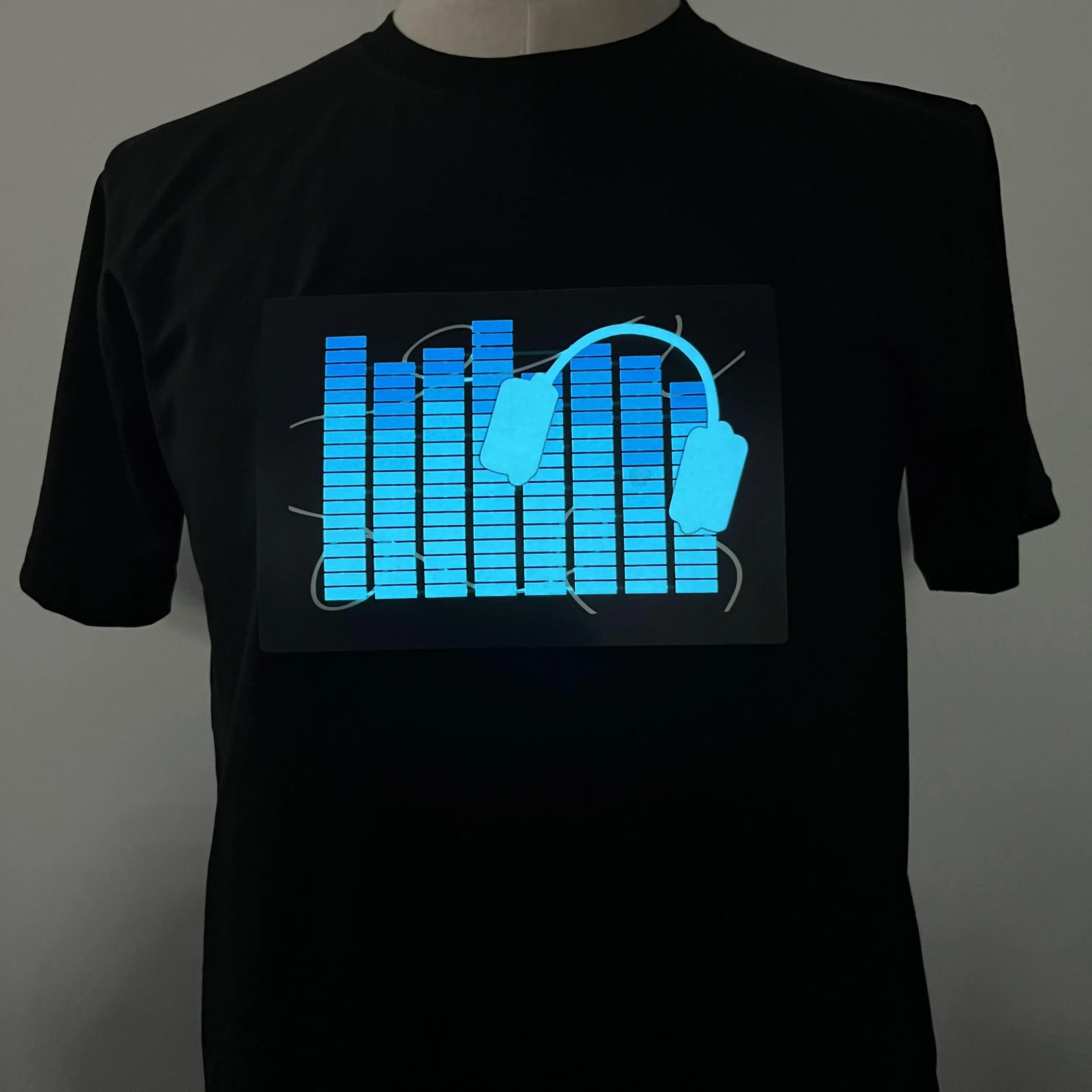 Unisex T-shirt Summer Men Women Dj Sound Activated Luminous Tees Hip Hop Style Short Sleeve DJ LED Music Glowing Tshirt