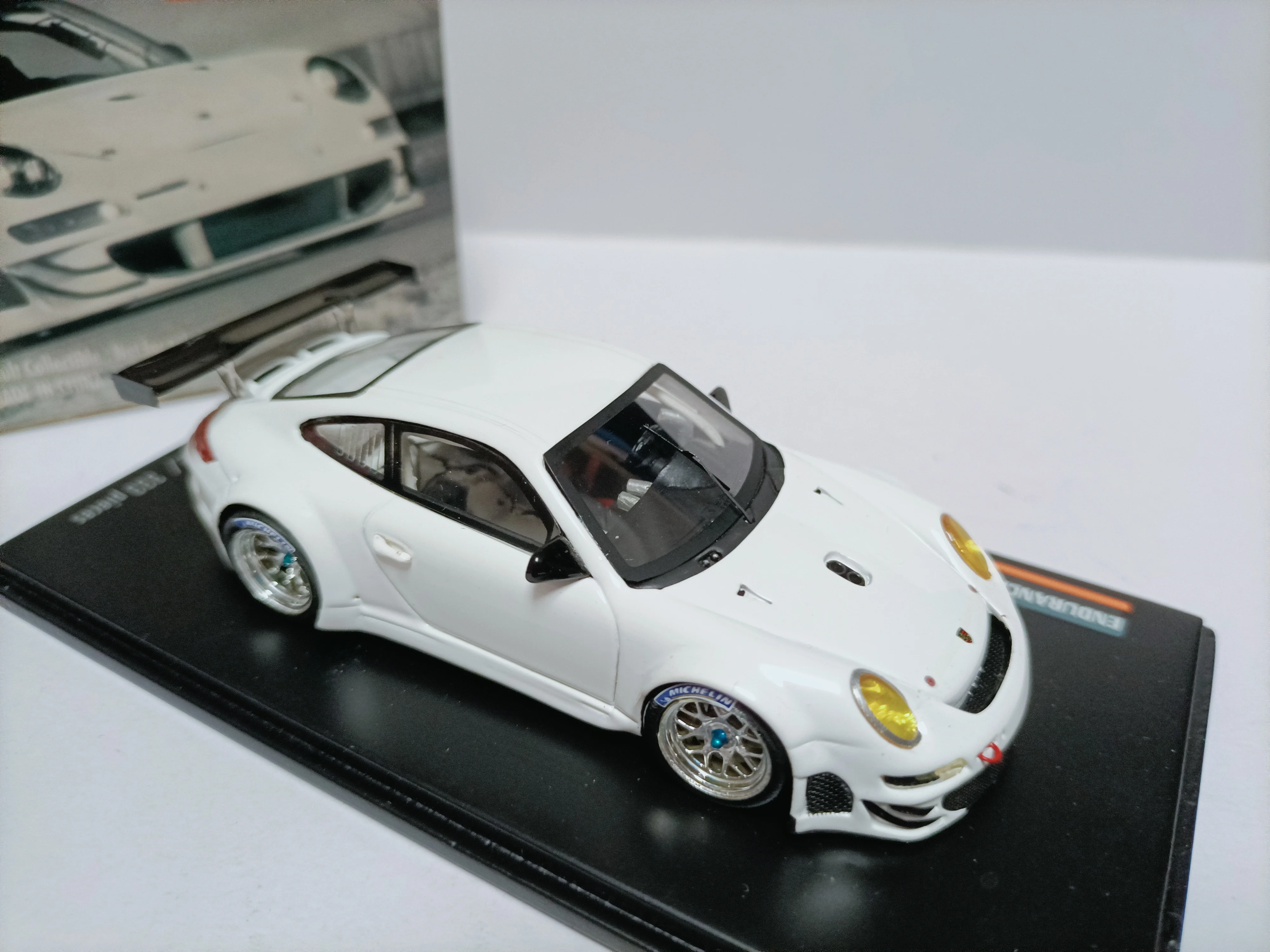 سبارك 1 43 بورش سيارة رياضية معدلة موديل 911 997 GT3 RS Endurance-info #5