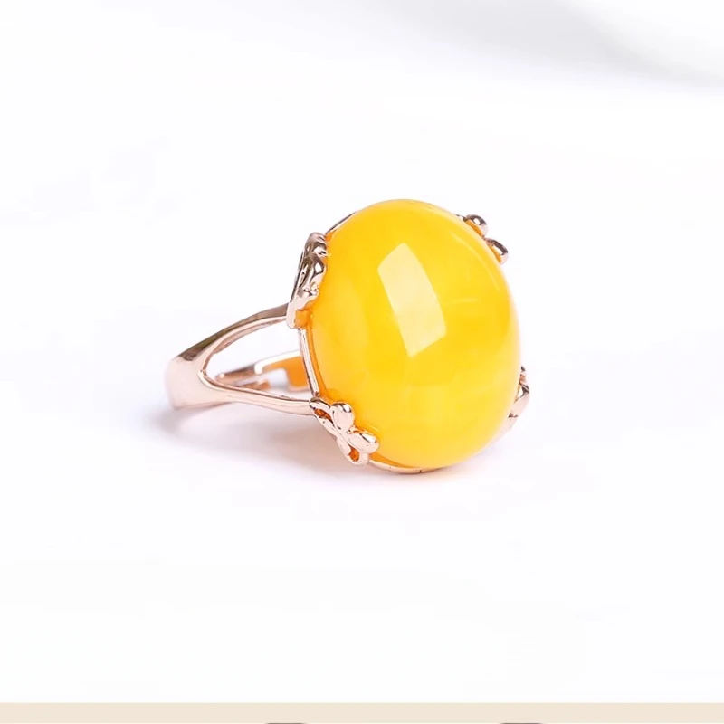 Second Generation Beeswax Ring for Women, Amber Opening, Chicken Oil Yellow, with Adjustable Adjustable Mouth Shape