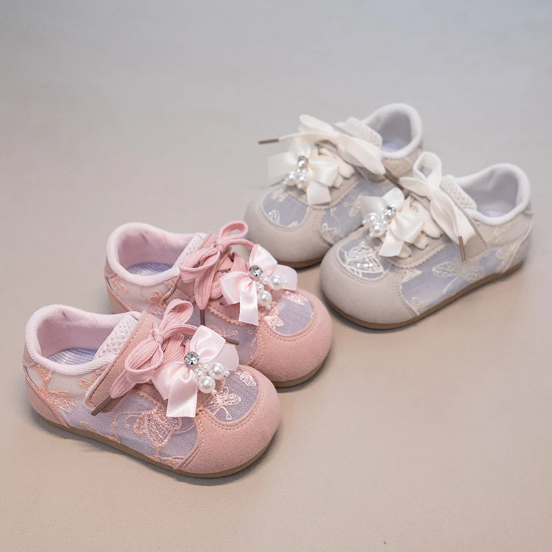 

YUYIN Children's Girls' Casual Sports Shoes with Bow Ribbon Pearl Butterfly Print New Summer Hollow Mesh Sports Shoes Soft Sole