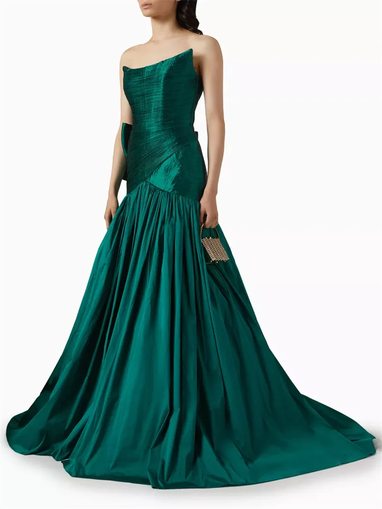 Hot Selling Strapless Neckline Draped Bodice Satin Straight Evening Dress Back Bow Embellished Floor Length Sweep Train Gowns