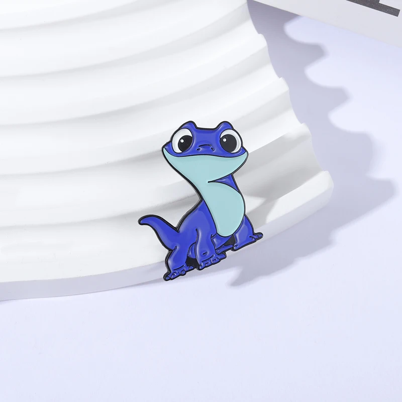 Cute Blue Lizard Zinc Alloy Brooch, Cartoon Animal Decoration, Smiling Eyes, Healing Design, Unisex Casual Fun Accessory Gift