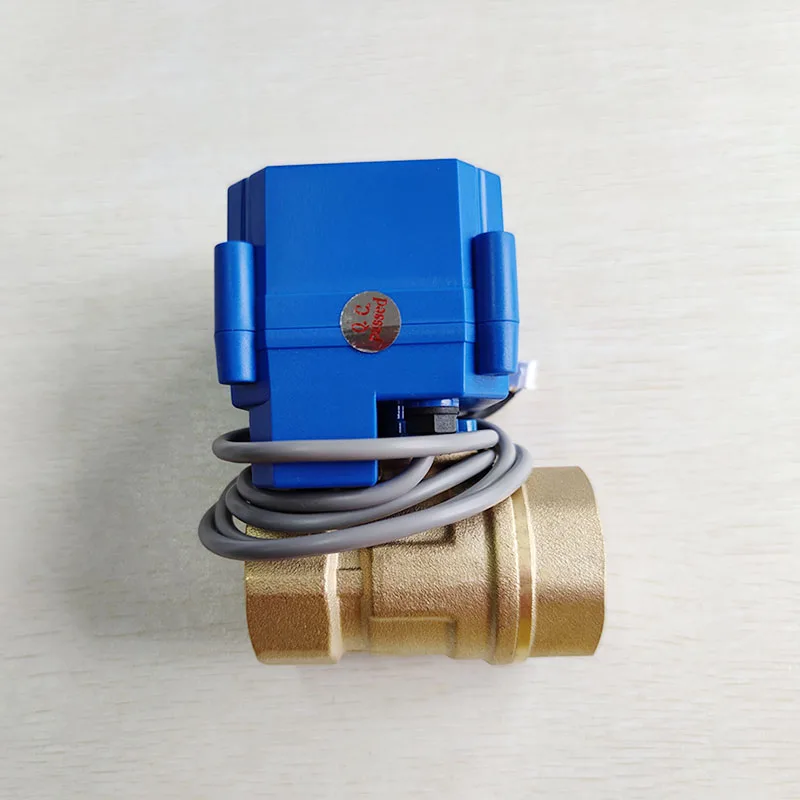 工場家庭用 DN32 (1-1/4 インチ) 水バルブ漏れシステム 3 個の 6 メートル水センサー付き家庭用警報セキュリティ保護
