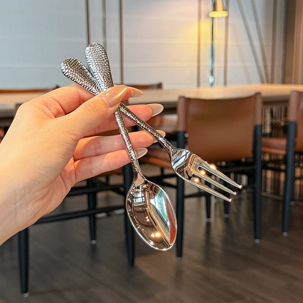 

Exquisite Hammered 80 Stainl Steel Western Dinner Spoon Dert Spoon Cake Spoon Fruit Fork Main Course Spoon