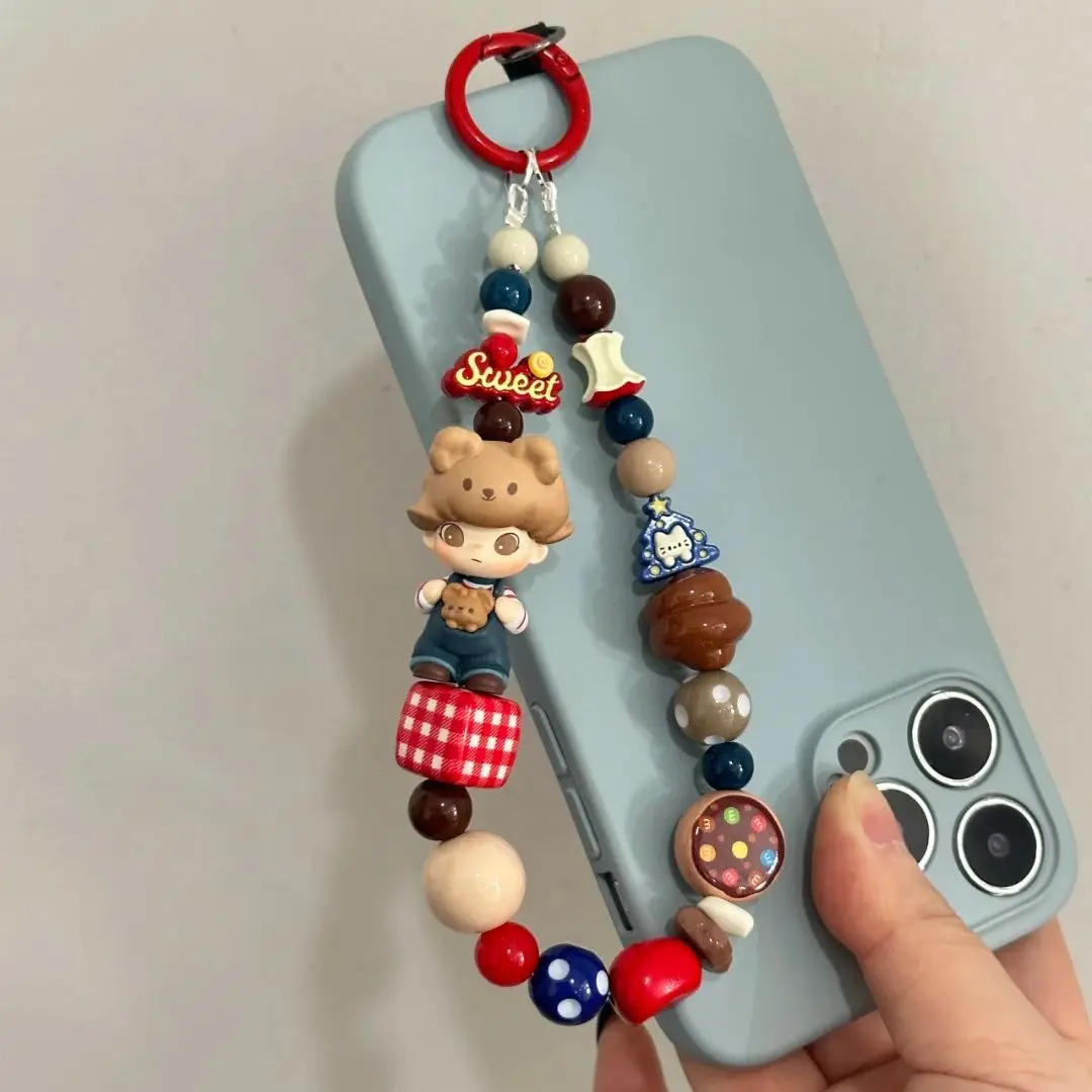 

Милый ретро милый мальчик из бисера, подвеска для телефона, ремешок Y2K, подвеска ручной работы с конфетами и печеньем, эстетическая сумка, брелок, аксессуар
