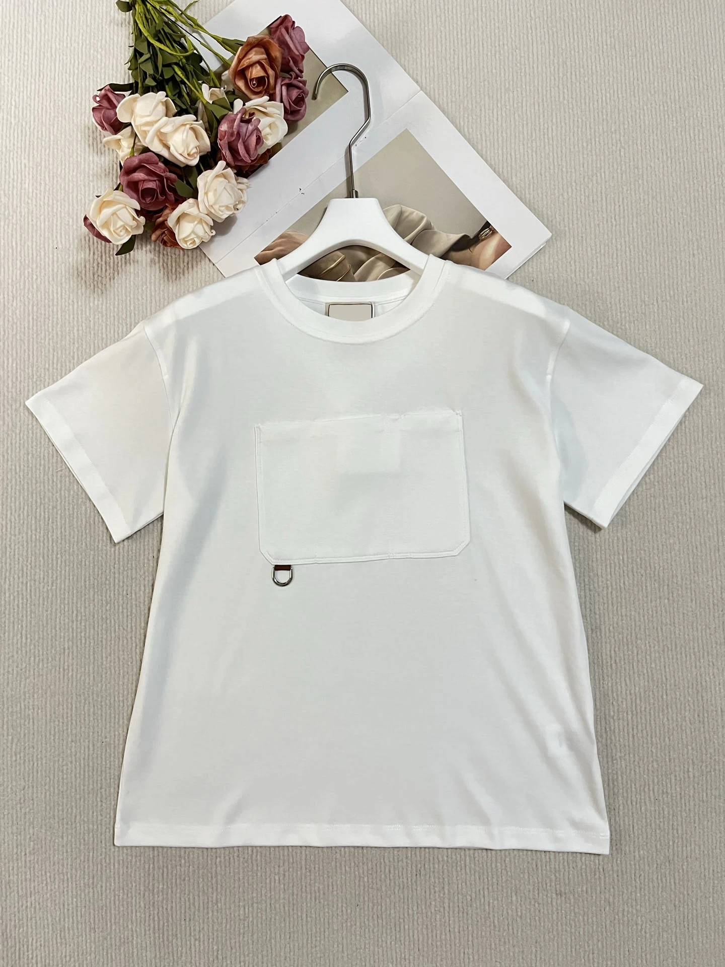 New Summer 2026 Women's round Neck Short Sleeve T-Shirt Cotton Casual Style Pouch Metal Ring Decoration Breathable Comfortable