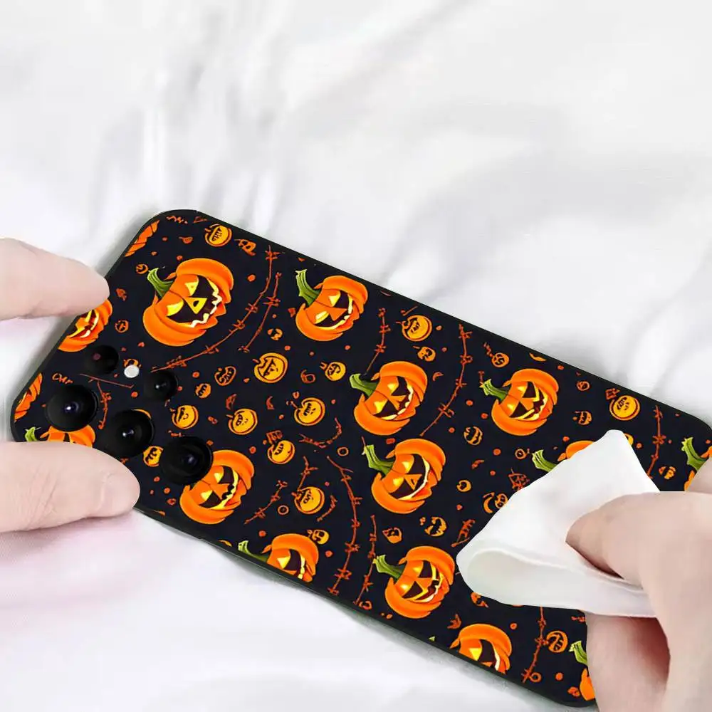 حافظة هاتف على شكل يقطين للهالوين لهاتف S Series S20 S21 S22 S23 S24 FE Plus غطاء فائق من مادة البولي يوريثان الناعمة والصديقة للبشرة #4