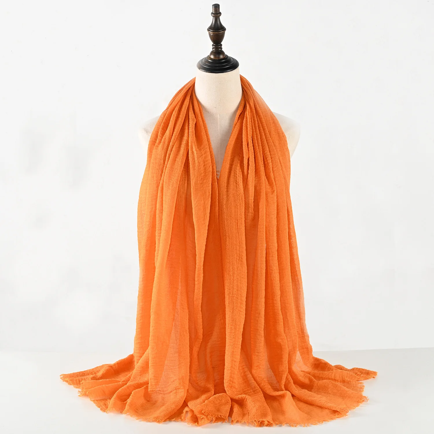 

​​New Pure Color Linen Scarves for Women Wrinkle Thin Spring Autumn Southeast Asia Style 128 Colors Wholesale​​