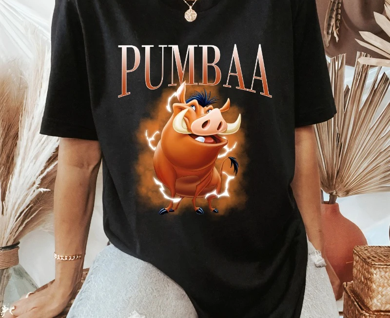 ريترو ديزني بومبا وتيمون 90s صورة تي شيرت الأسد الملك الأسرة مجموعة مطابقة المحملة ديزني لاند رحلة الرجال النساء للجنسين الكبار